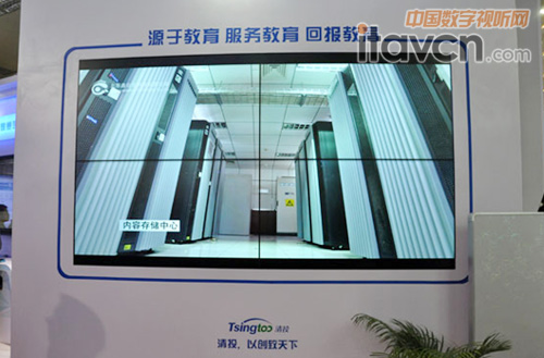 ���_�Aչλ��Ͷ2X2 55��LCDƴ��