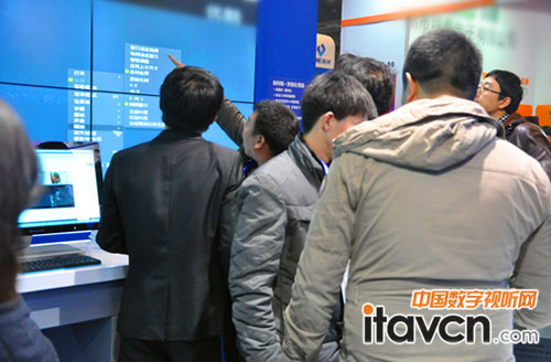 現(xiàn)場(chǎng)觀眾如云