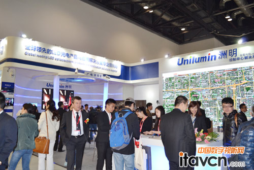 洲明攜小間距LED參展InfoComm 2015