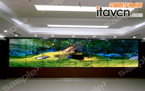 南京交通建設(shè)控股集團(tuán)46寸LCD3X8