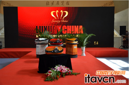 iLEP投影機(jī)T臺(tái)秀