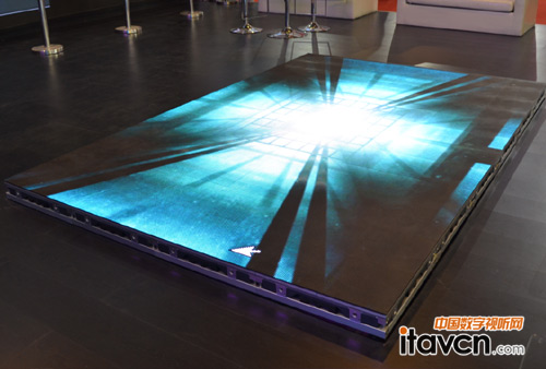 創(chuàng)顯光電展位