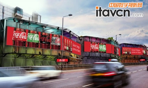 歐洲最長數字標牌 96塊大屏拼接達72米