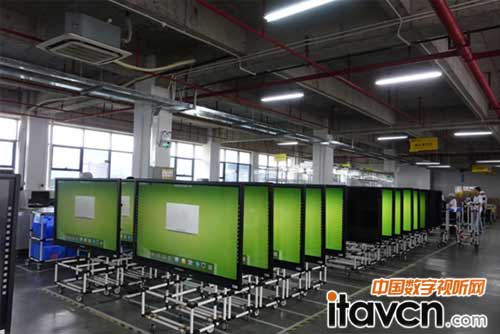 2015年交互智能平板全球最大采購項目:鴻合拔得頭籌