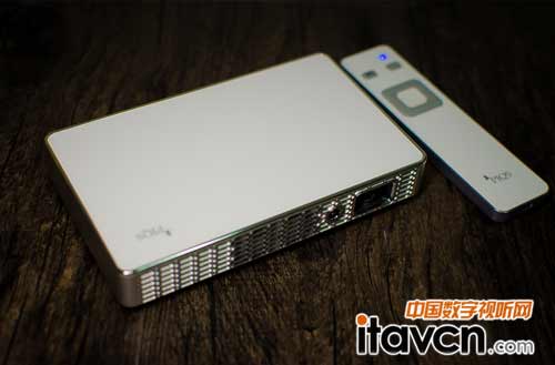 神畫Z1僅2.5cm厚度