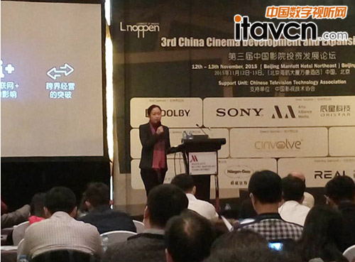 ���ӰԺ���F����������Ůʿ�M����&ldquo;��ص��Ӱ+����&rdquo;���}���v