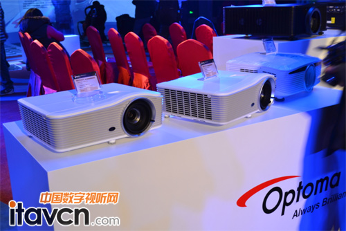 ��Խ����Ӱ���¸�֊W�D�a���׿�������⹤��ͶӰ�CZU650