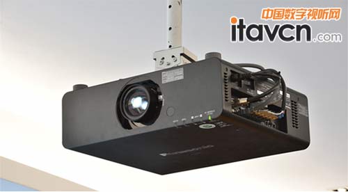 松下投影機深圳平安證券多媒體會議室應用