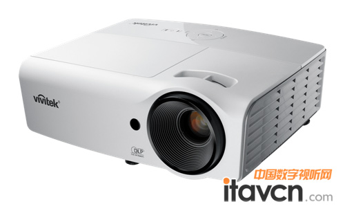 DH558主要面向影吧市場和10人以下小型私人影院