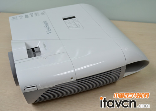 ����ͶӰ�CPJD7830HDL