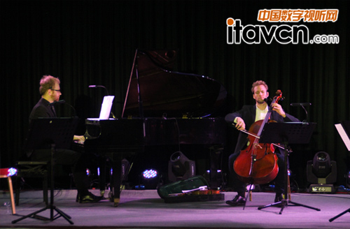 �F���ǌ��IԒͲ�؄e֧���з��Ļ�ˇ�g�����Ї�Ѳ���Ŀ