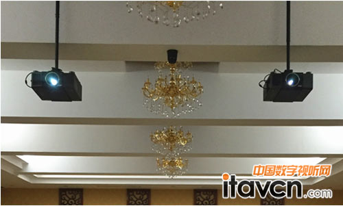 Vivitek(麗訊)D8800工程投影機被應用于某海島部隊會議室