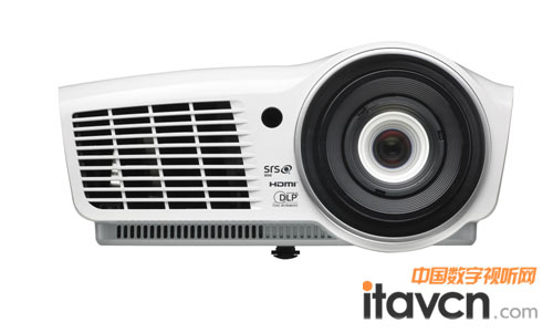 Vivitek(麗訊) DH913投影機配備1.5倍大變焦鏡頭