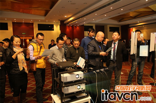 各地的渠道伙伴了解NEC產(chǎn)品及解決方案