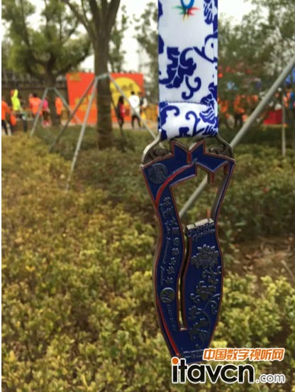 參與太湖馬的科達同事曬出的獎牌