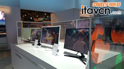 曲面顯示器CF390和CF391