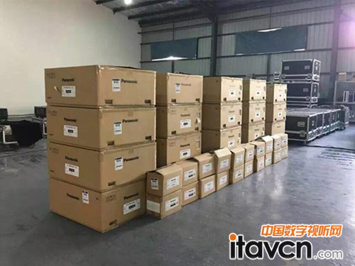 ������ƷPT-SRZ12KC����ͶӰ�C�����������U�ИI