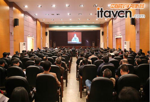 引領中國黨政會議大屏邁入激光時代