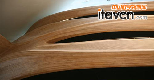 GRG作基底材料,再在其表面上粘貼裝飾木條