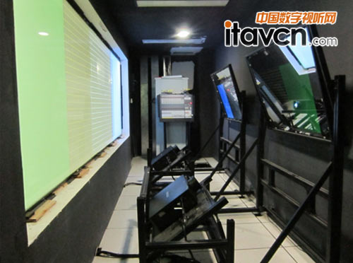 日立工程投影機在視頻會議室背投融合應(yīng)用中表現(xiàn)出色