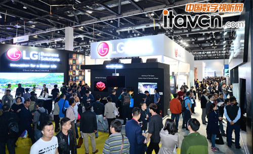 參展商和參觀者共享盛會飽覽最革新最頂尖的技術(shù)產(chǎn)品