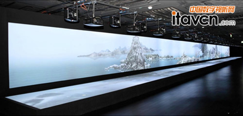 Vivitek(麗訊)用42臺5200流明投影機