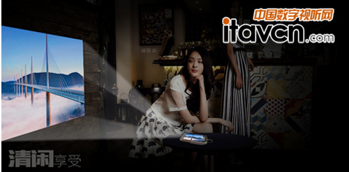 ���H����� �����������}