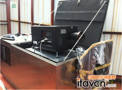 DET�y�ͿɌ��I(y��)ͶӰϵ�y(t��ng)�M�v��ۺ��󹫈@���缉ˮĻ�ݳ�