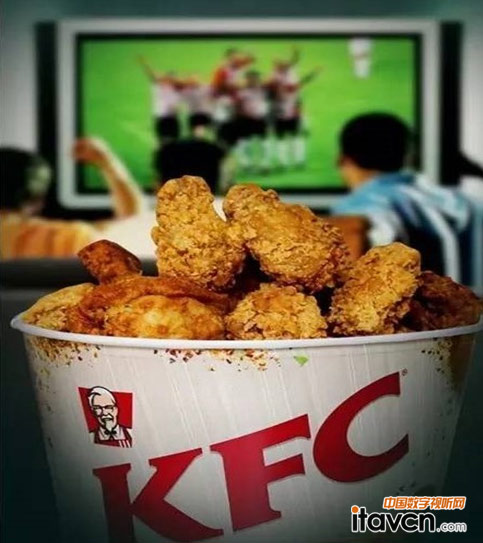 VIP室內的顯示屏可以看球賽。