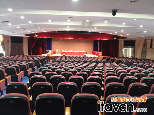 �Ϻ��Ƽ�����WУ�๦�܏d���lϵ�y��Q����