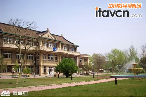 ����t(y��)�W(xu��)�ߵȌ��ƌW(xu��)У�ѽ�(j��ng)��Q���@���y�}