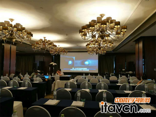 東方中原2016產(chǎn)品應(yīng)用解決發(fā)布會(huì)(長(zhǎng)沙站)”完美落幕