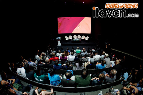 向大師精神致敬三星LED助力羅紅攝影藝術館開展