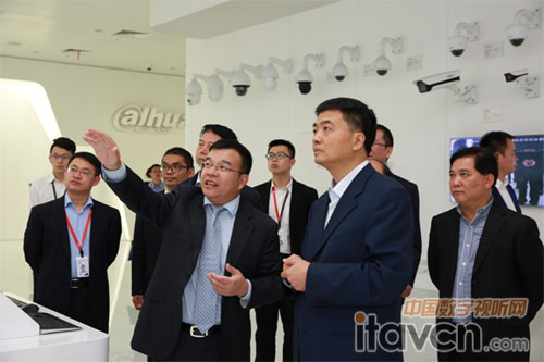 �F��ʡί��ί���F���ί��ӛꐄ�һ�Ѕ��^������A�ɷ�