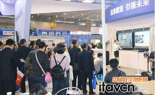 現場演示引人駐足