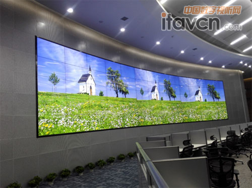 70塊清投LCD屏打造高端指揮調度中心