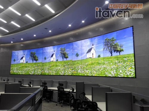 70塊清投LCD屏打造高端指揮調度中心