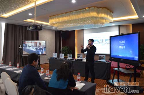 紫旭技術總監周彝講解錄播產品方案