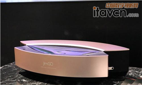 堅果也展示了S1Pro激光電視