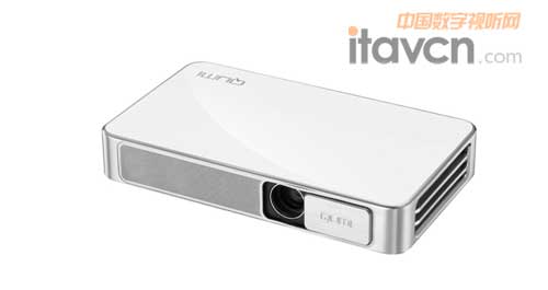 Vivitek(麗訊)微投QUMI Q3 Plus采用頗具人性化的鏡頭滑蓋設計有效防護鏡頭