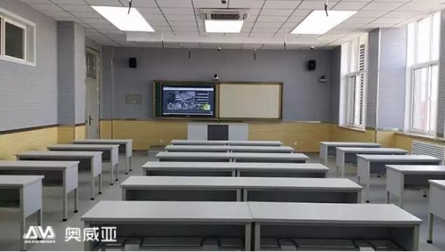 西工大附中錄播課室