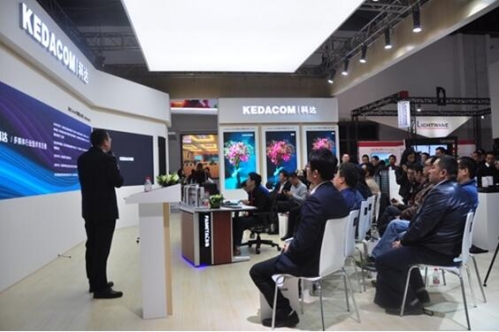 �l�����F��