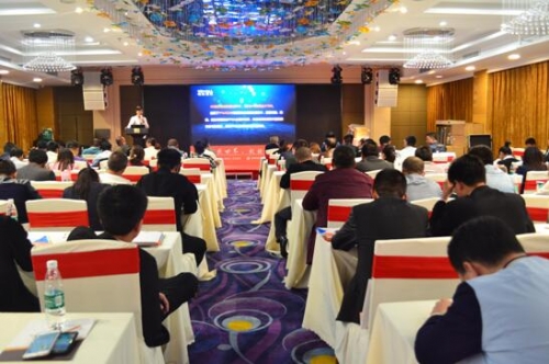 場地更加高大上了有沒有?