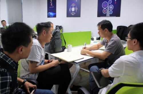 >>> 因為不少學員還有問不完的問題,等待與我們的講師面對面探討。