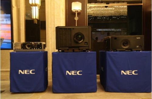 NEC新品工程機豪華陣容