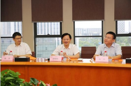 浙江電信總經理韓臻聰發表講話