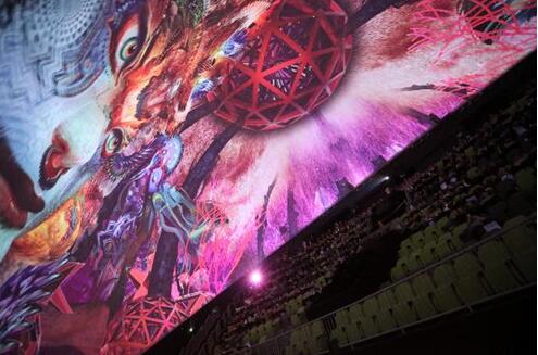 作為展商代表熱情接待高端論壇重要嘉賓