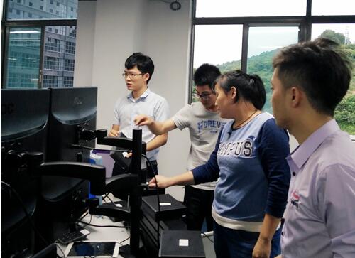 ���g���̎������b�Y�����