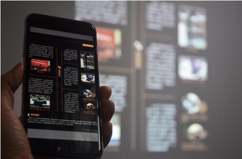 明基智能商務投影機E610