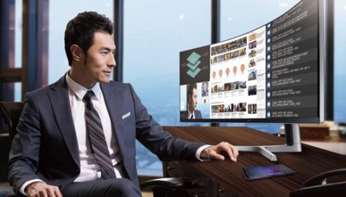 三星CHG90多窗口應用讓管理溝通更高效